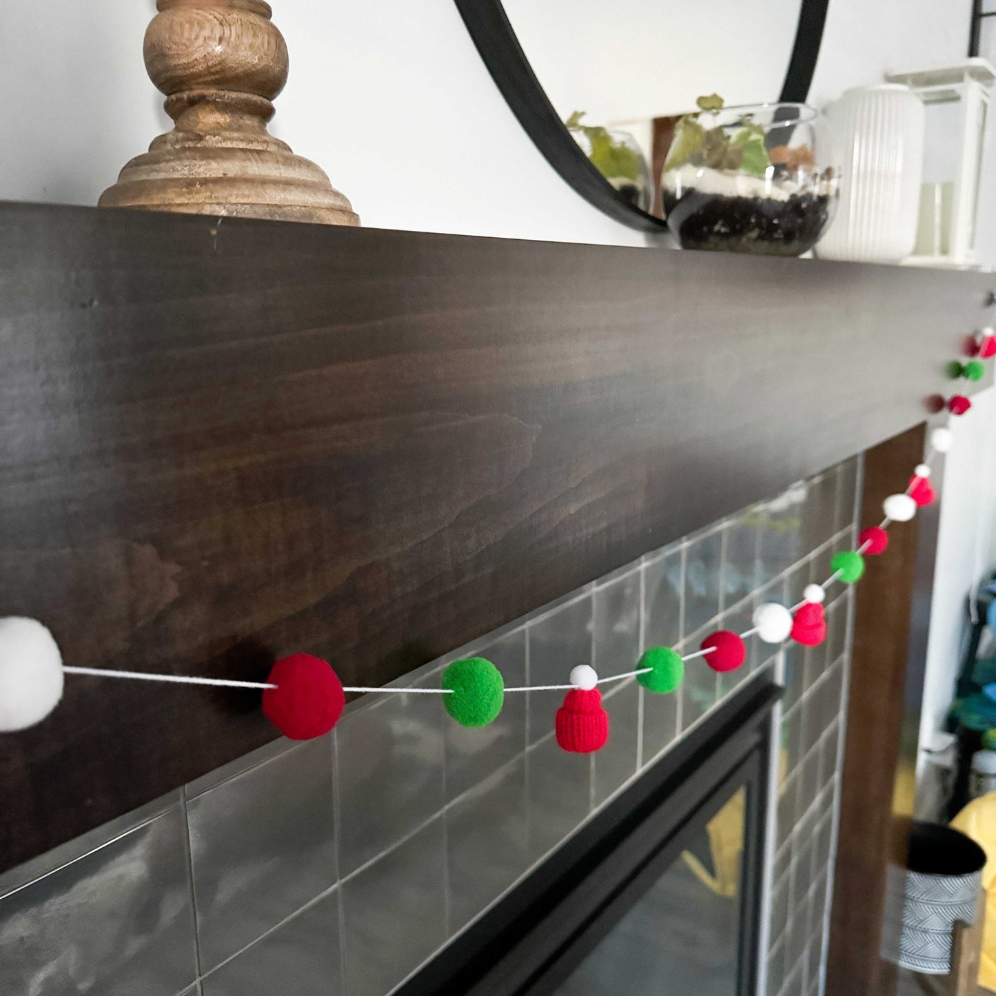 Christmas Mini Knitted Toque Garland Home decor 25 $ Buttons & Beans Co.