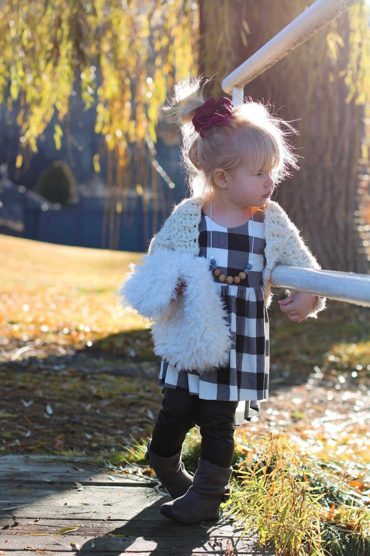 Chunky Crochet Cocoon Sweater | Toddler Marble White and Grey Cardigan Cardigan 83 $ Buttons & Beans Co.