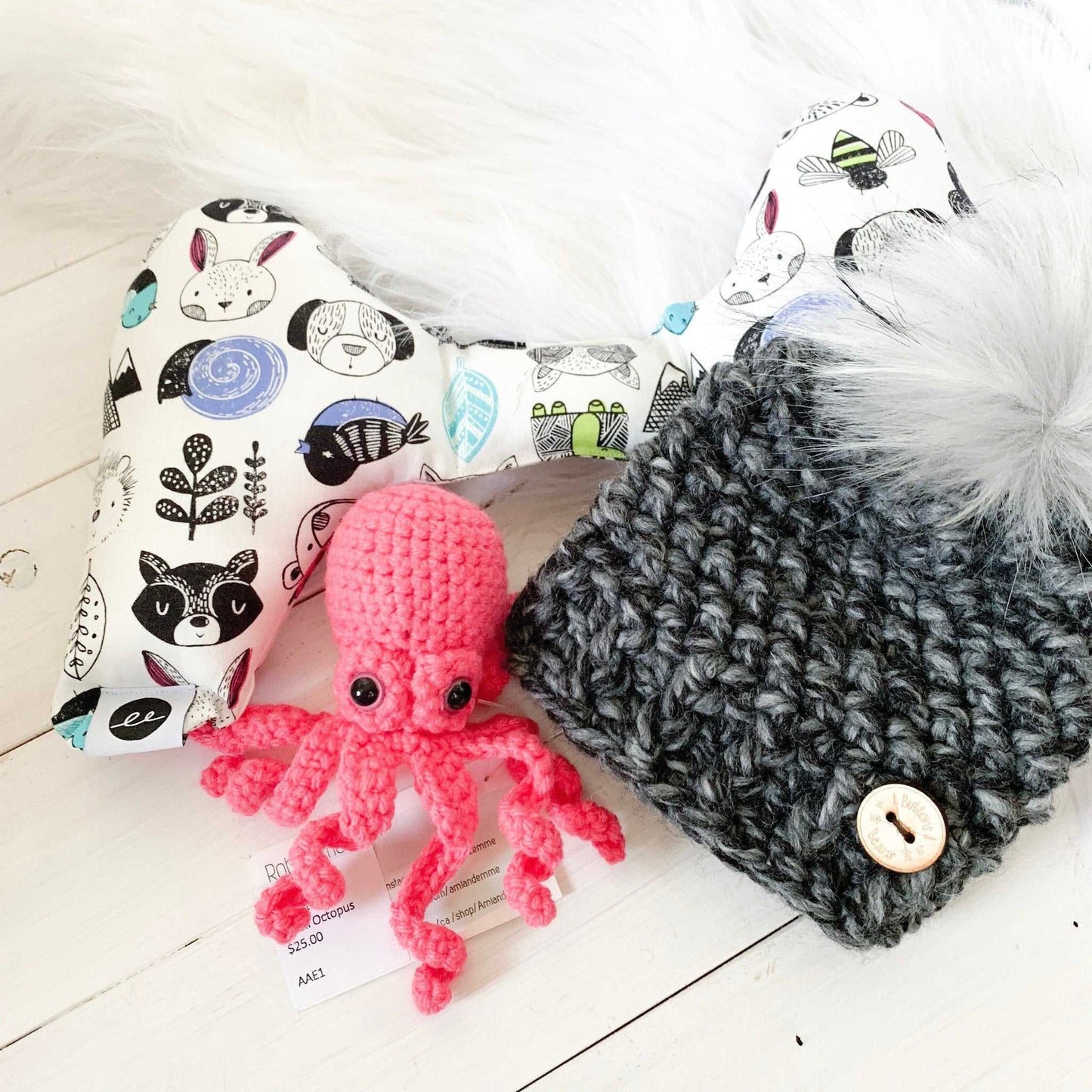 Classic | 0-3 Months Saltnpepa Chunky Crochet Hat | Removable Faux Fur Pom pom Hats 35 $ Buttons & Beans Co.