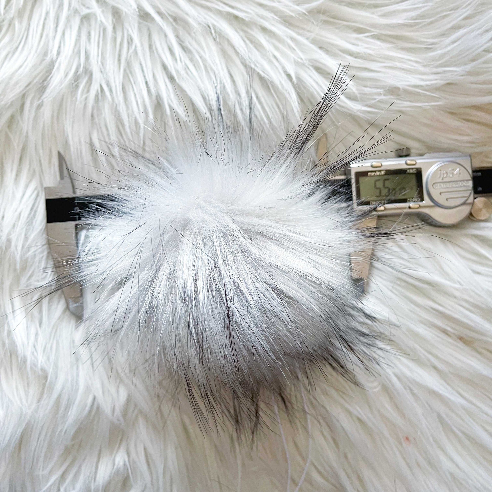 Grey Wolf Luxury Faux Fur Pompom | Pom pom with Ties, Buttons or Snaps Pom Poms 5 $ Buttons & Beans Co.