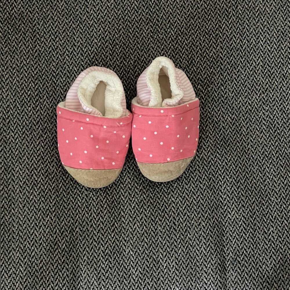 12-18M Parker & Posie Baby Shoes, Toddler, Slippers, Suede, Fleece, Pink Stripe Kids > Shoes > Baby & Walker 18 $ Buttons & Beans Co.