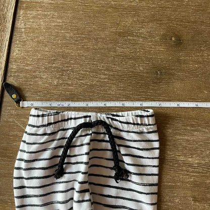 3-6M, Baby Stripe, Pants, Leggings, Joggers, minimalist, Unisex, Boys, Girl, Kids > Bottoms > Leggings 13 $ Buttons & Beans Co.