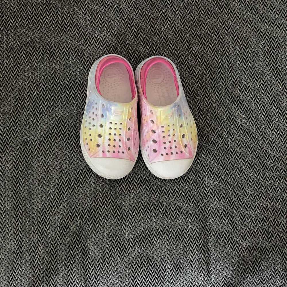 8t Skechers Baby Shoes, Toddler, Waterproof, Running, Sneakers, Play, Rainbow Kids > Shoes > Dress Shoes 9 $ Buttons & Beans Co.