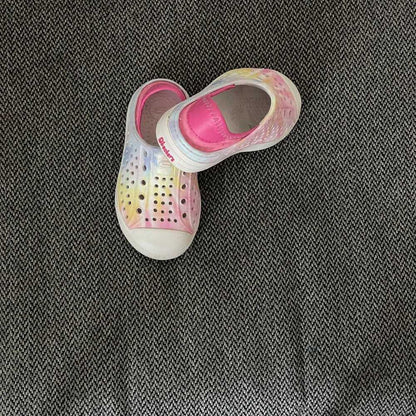 8t Skechers Baby Shoes, Toddler, Waterproof, Running, Sneakers, Play, Rainbow Kids > Shoes > Dress Shoes 9 $ Buttons & Beans Co.