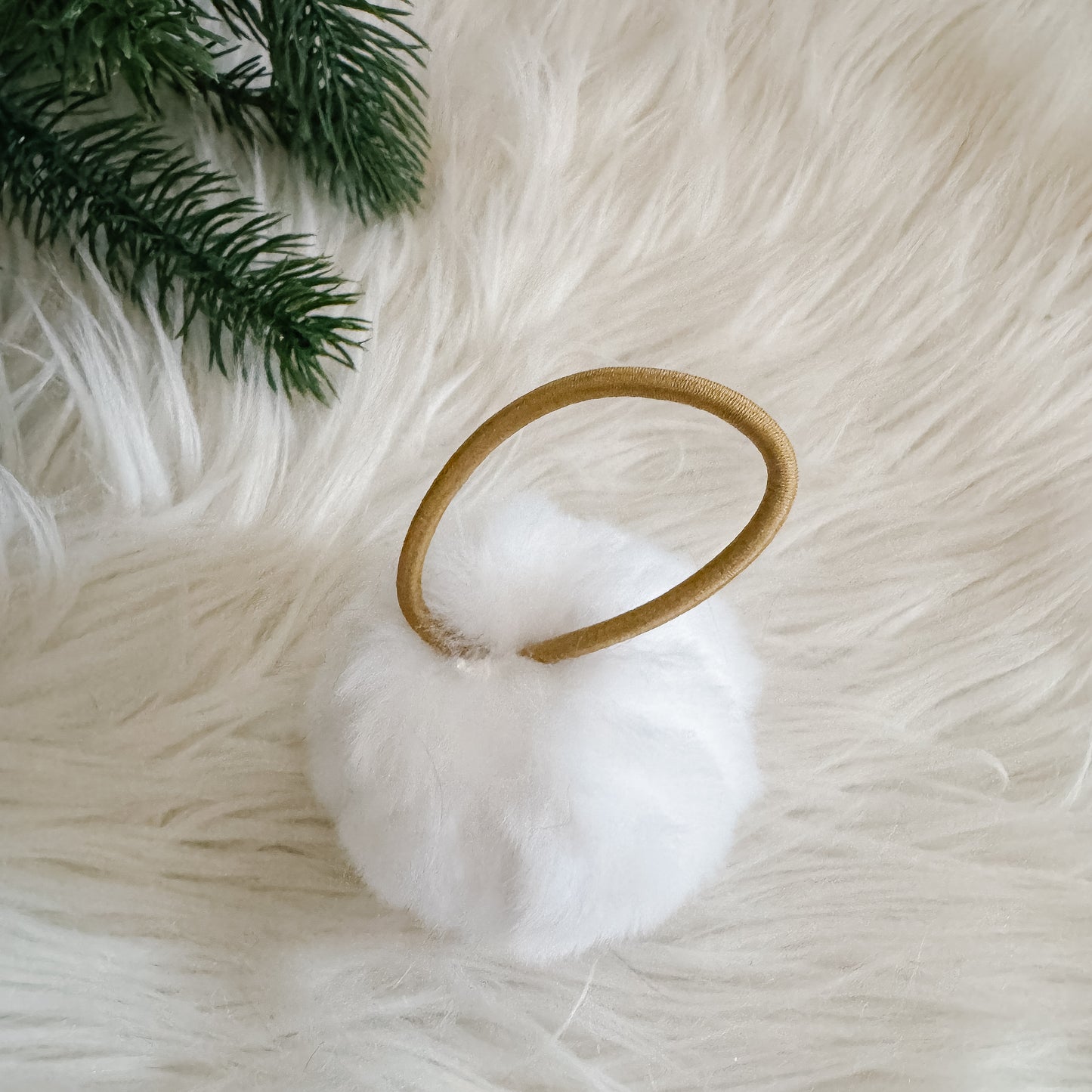 Faux Fur Pompom Hair Tie | Template
