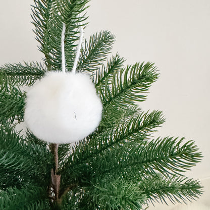 Faux Fur Pom Pom Christmas Ornament | Template