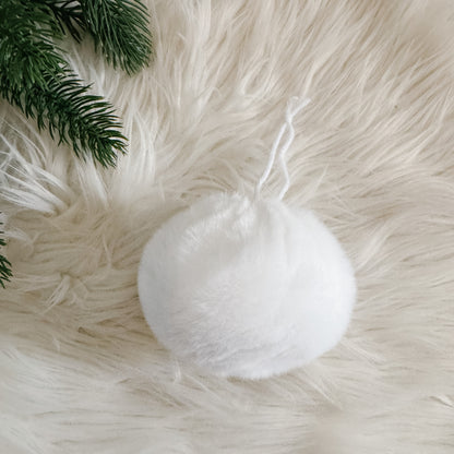 Faux Fur Pom Pom Christmas Ornament | Template