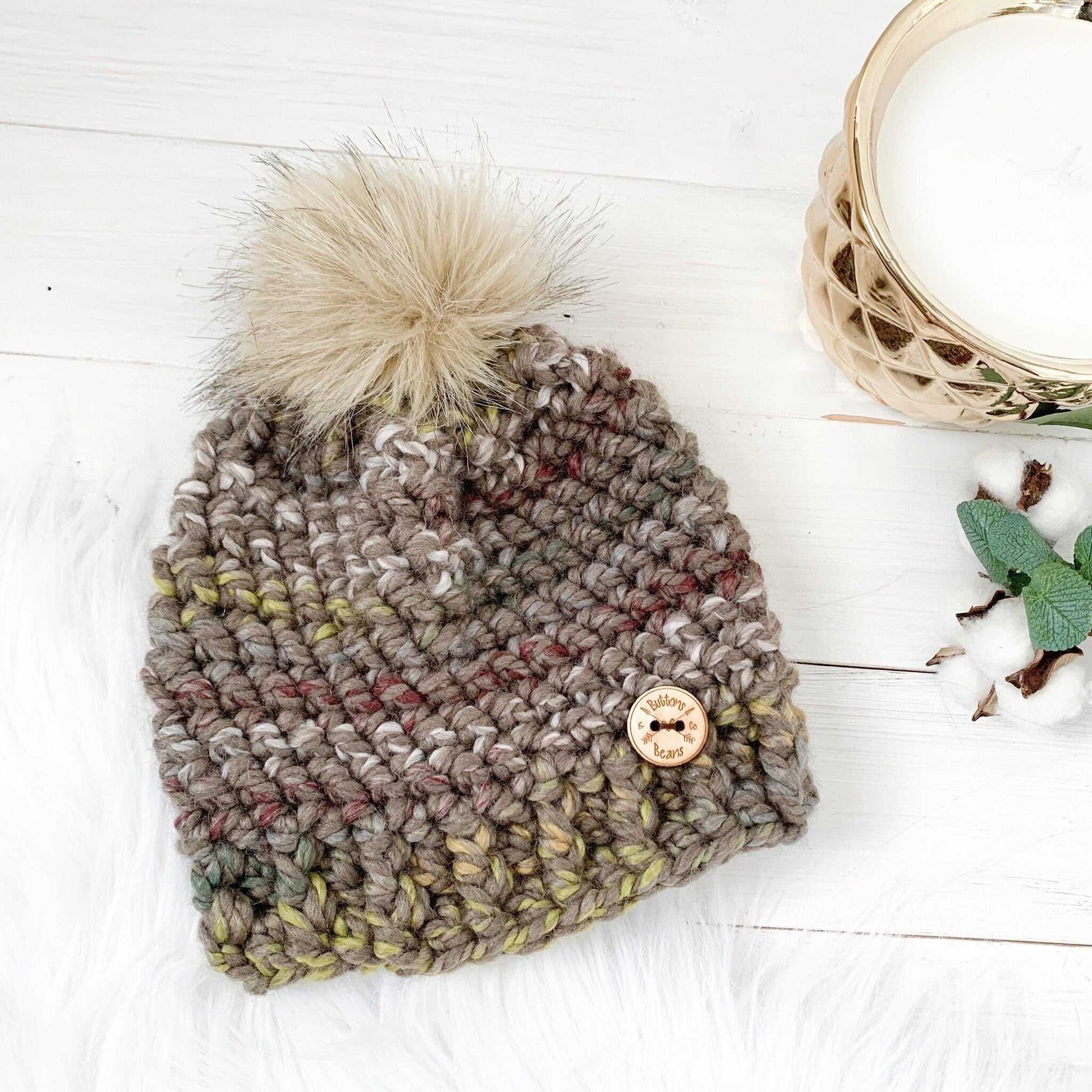 Classic | Camo Chunky Crochet Hat | Removable Pom Pom Hats 35 $ Buttons & Beans Co.