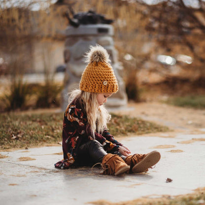 Classic | Camo Chunky Crochet Hat | Removable Pom Pom Hats 35 $ Buttons & Beans Co.