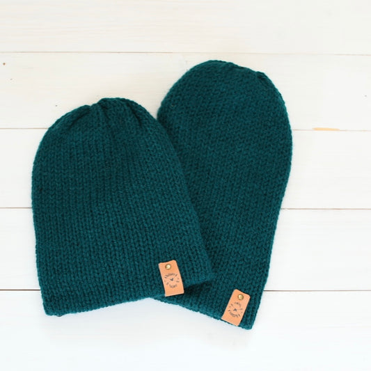 Reversa | Rainforest Teal Knit Slouchy Hat | Removable Faux Fur Pom pom