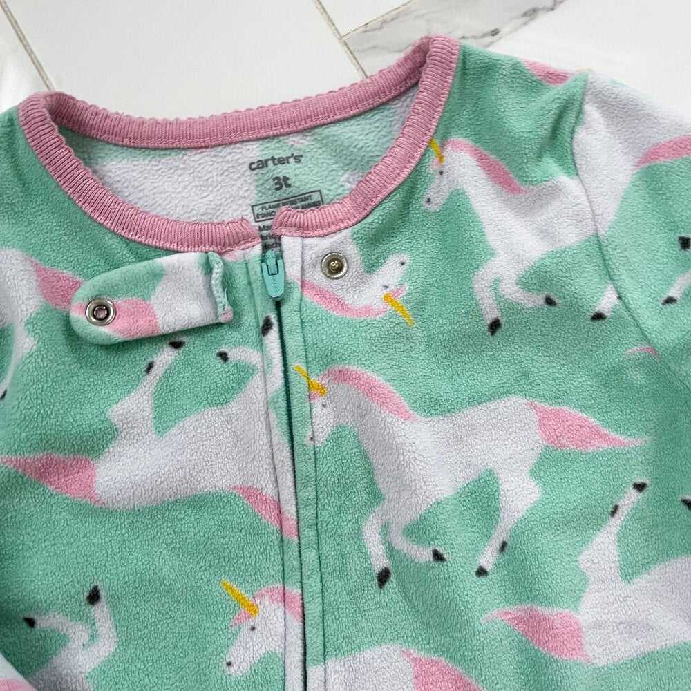 Girls Fleece Sleepers, 2-pack | Unicorn Footless, Christmas Footed Kids > Pajamas 10 $ Buttons & Beans Co.