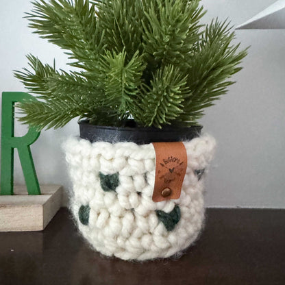 Green Hearts Crochet Basket | Christmas Tree Chunky Crochet Decor Home decor 20 $ Buttons & Beans Co.