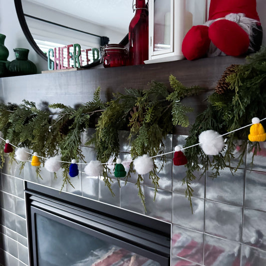 DIY Hudson Mini Knitted Toque Garland Kit