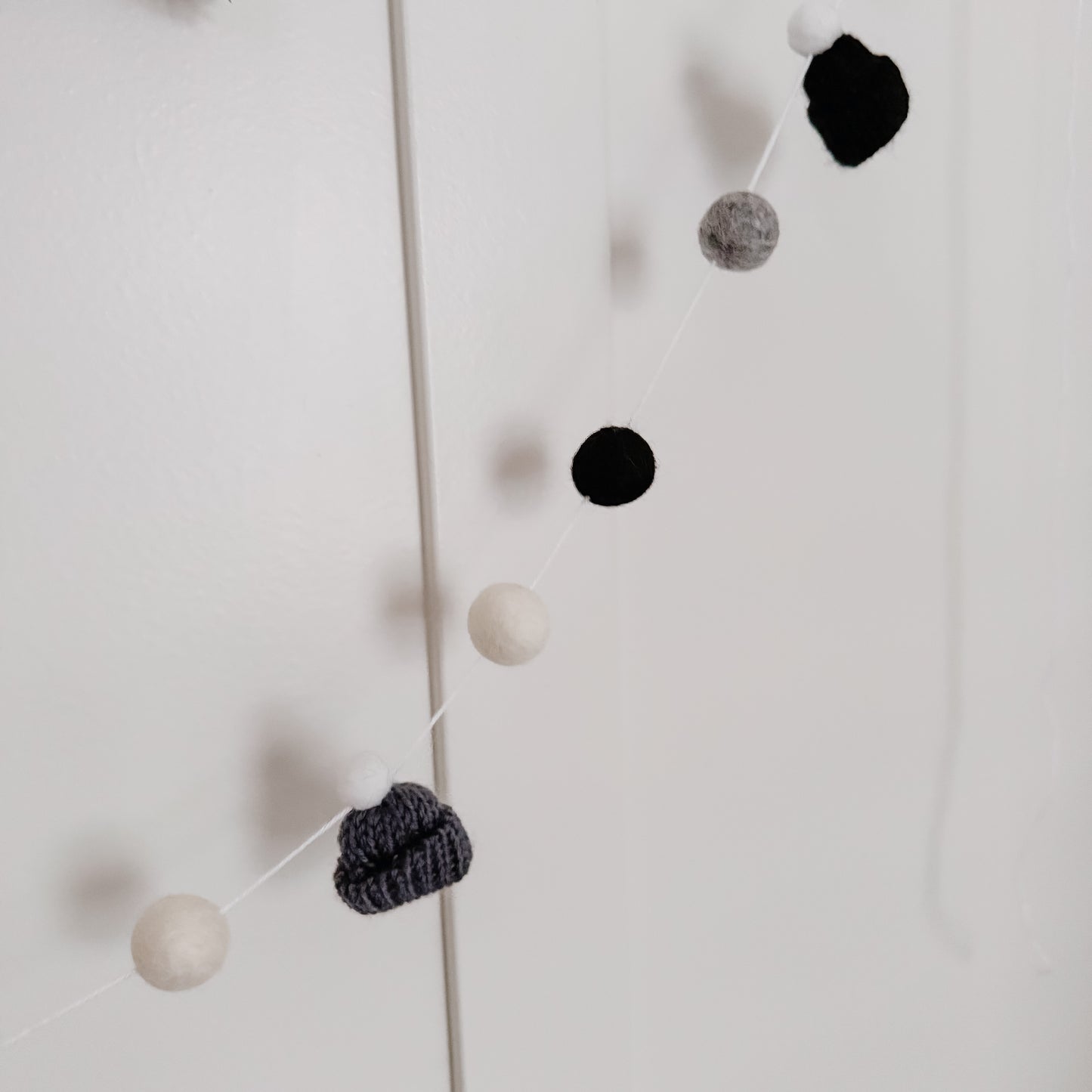 Monochromatic Mini Knitted Toque Garland