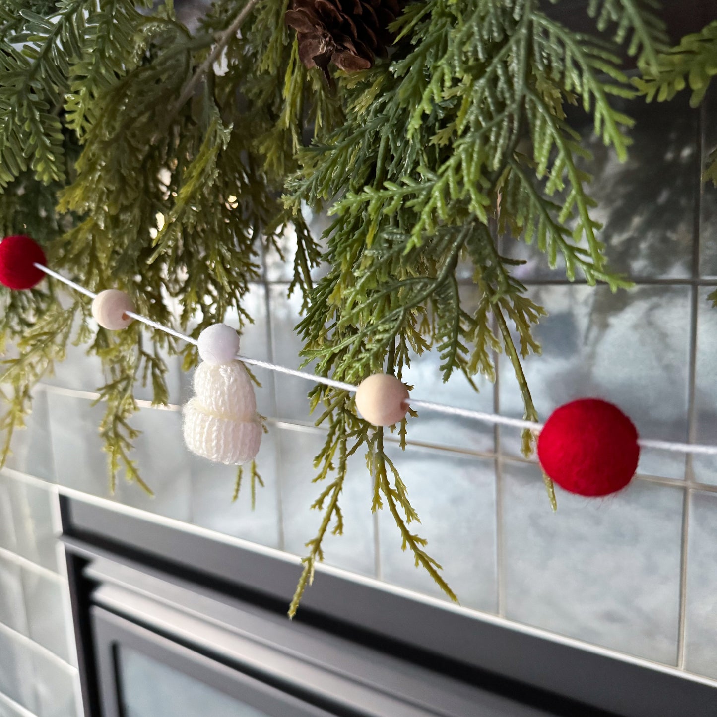 White Christmas Mini Knitted Toque Garland