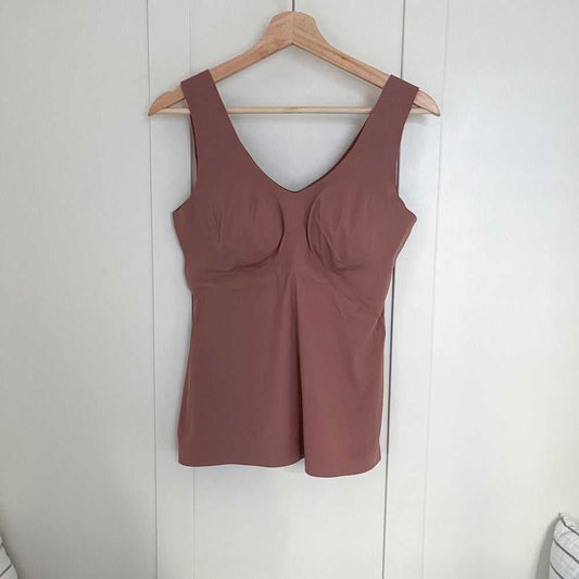 Knix LuxeLift built in bra Tank Women > Intimates & Sleepwear > Shapewear 36 $ Buttons & Beans Co.