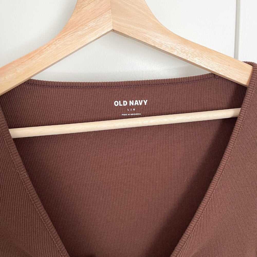 LIKE NEW Cocoa Brown, Rib Knit Long Sleeve, Scoop Neck T-Shirt, Slim Fit Top Women > Tops > Tees - Long Sleeve 13 $ Buttons & Beans Co.