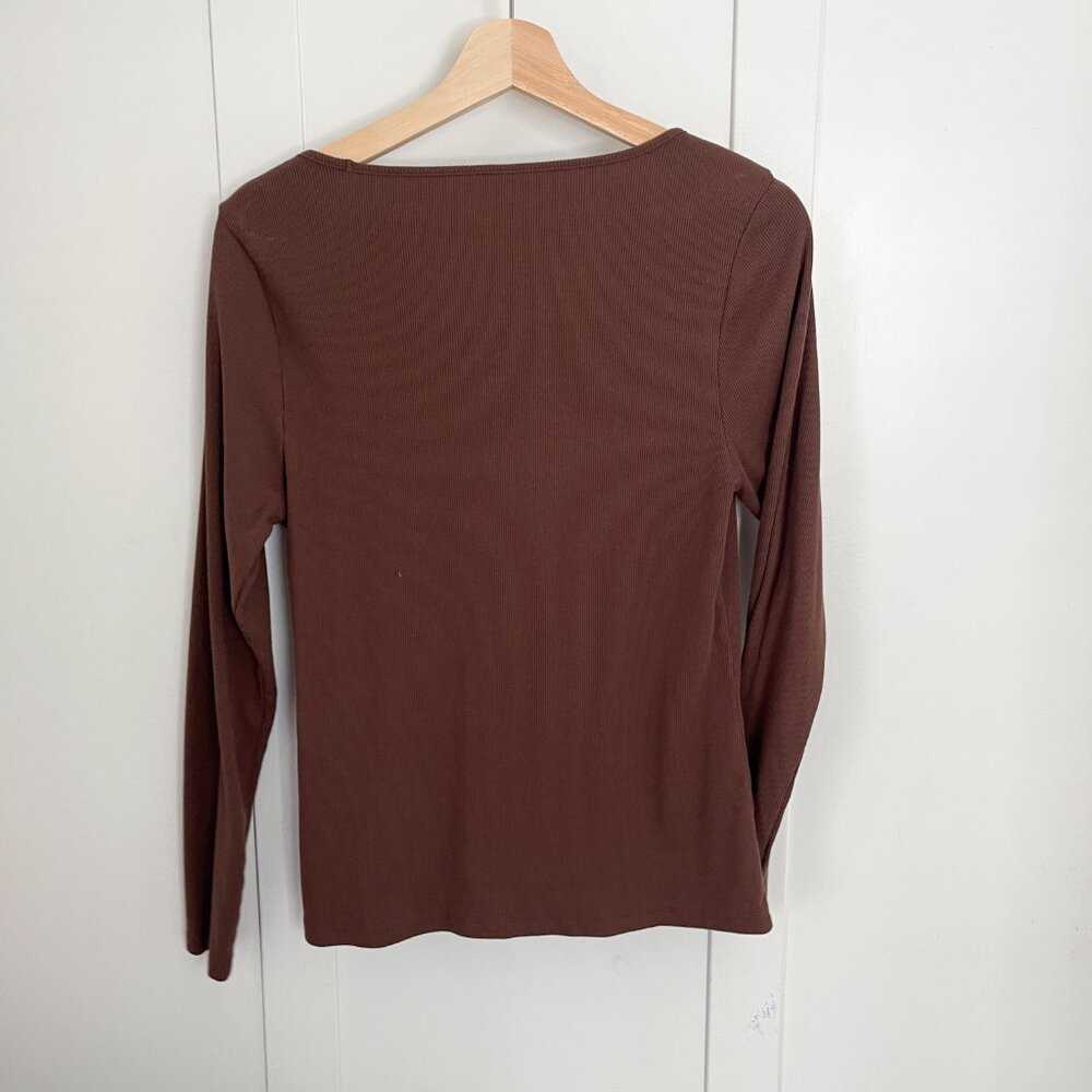 LIKE NEW Cocoa Brown, Rib Knit Long Sleeve, Scoop Neck T-Shirt, Slim Fit Top Women > Tops > Tees - Long Sleeve 13 $ Buttons & Beans Co.