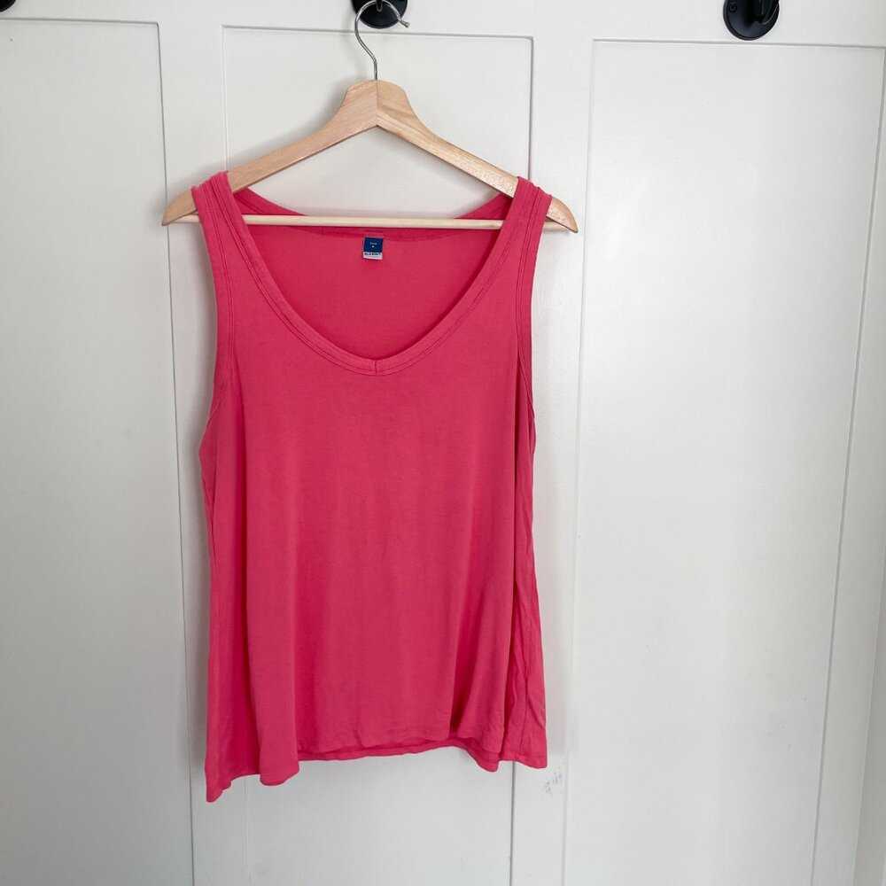 LIKE NEW Luxe Tank Coral Pink Sleeveless Shirt, V Neck Tank Top, Flowy Loose Women > Tops > Tank Tops 9 $ Buttons & Beans Co.