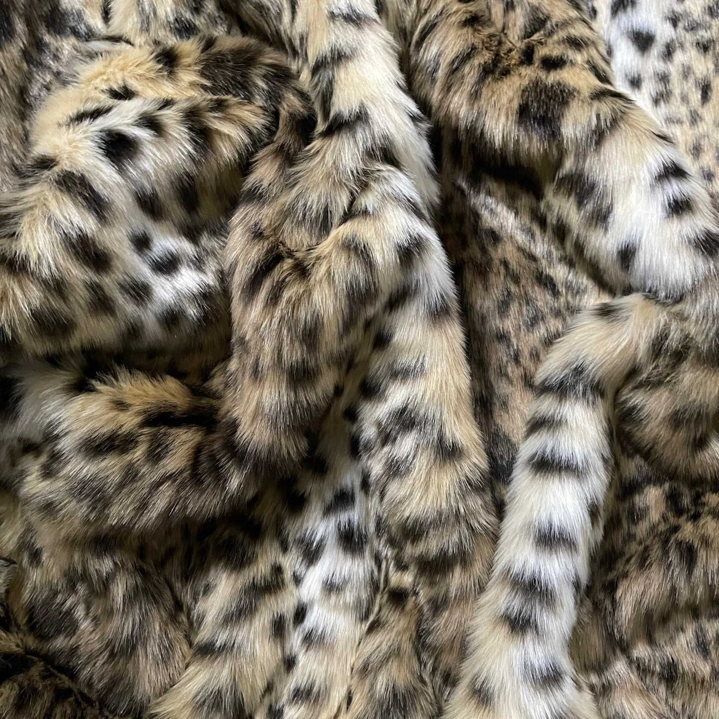 Leopard Faux Fur Fabric by the Yard or Meter | Black and Gold | Pompom Fur Faux Fur Fabric 4 $ Buttons & Beans Co.