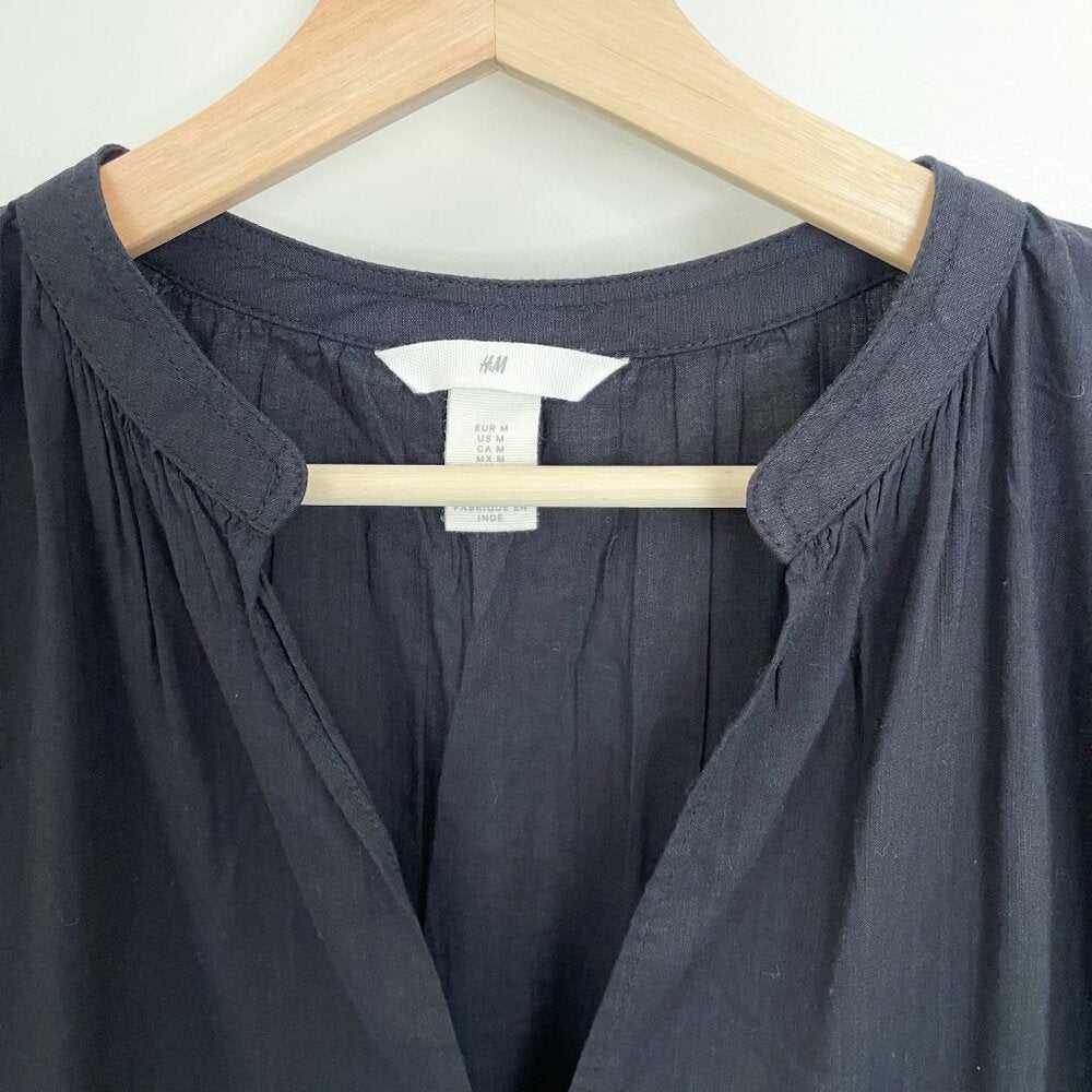 Md NEW Black Split V Neck, Lightweight Women's Shirt, Top, Loose Workwear, Dress Women > Tops > Tees - Short Sleeve 13 $ Buttons & Beans Co.