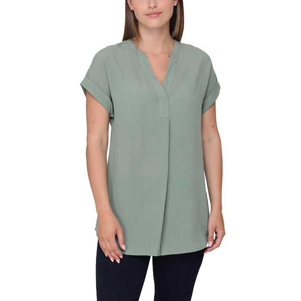 Rachel Rachel Roy V-Neck Top | Green Tunic style Flowy Shirt Women > Tops > Tunics 15 $ Buttons & Beans Co.