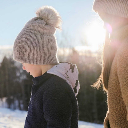 Reversa | Rose Pink Knit Slouchy Hat | Removable Pompom Hats 35 $ Buttons & Beans Co.