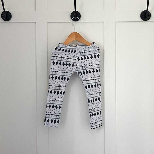 Simply Love YYC Leggings, Black and White Geometric, Boys,Girls, Pants, Handmade Kids > Bottoms > Leggings 13 $ Buttons & Beans Co.