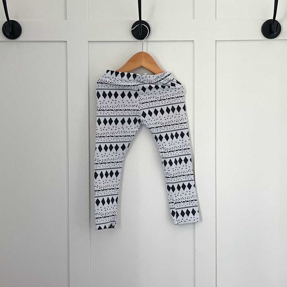 Simply Love YYC Leggings, Black and White Geometric, Boys,Girls, Pants, Handmade Kids > Bottoms > Leggings 13 $ Buttons & Beans Co.