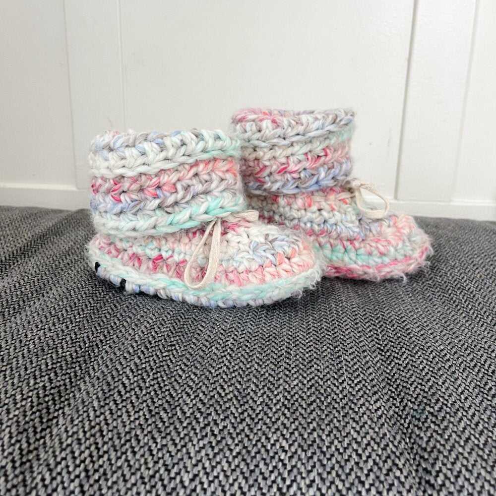 Size 8-10t, 3-5yrs Crochet Boot Slippers, Booties, Handmade, Moccasins, Toddler Kids > Shoes > Slippers 20 $ Buttons & Beans Co.