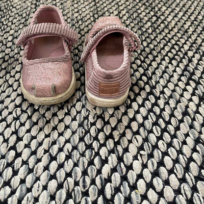 Tiny Toms Size 8T, Mary Jane pink Sparkle Glitter Kids Sneakers, Runners, Shoes Kids > Shoes > Sneakers 10 $ Buttons & Beans Co.