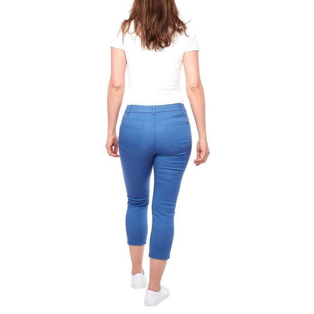 Up! Women’s Pull-on 5-pocket Capri with Pockets | Dutch Blue Women > Pants & Jumpsuits > Capris 15 $ Buttons & Beans Co.