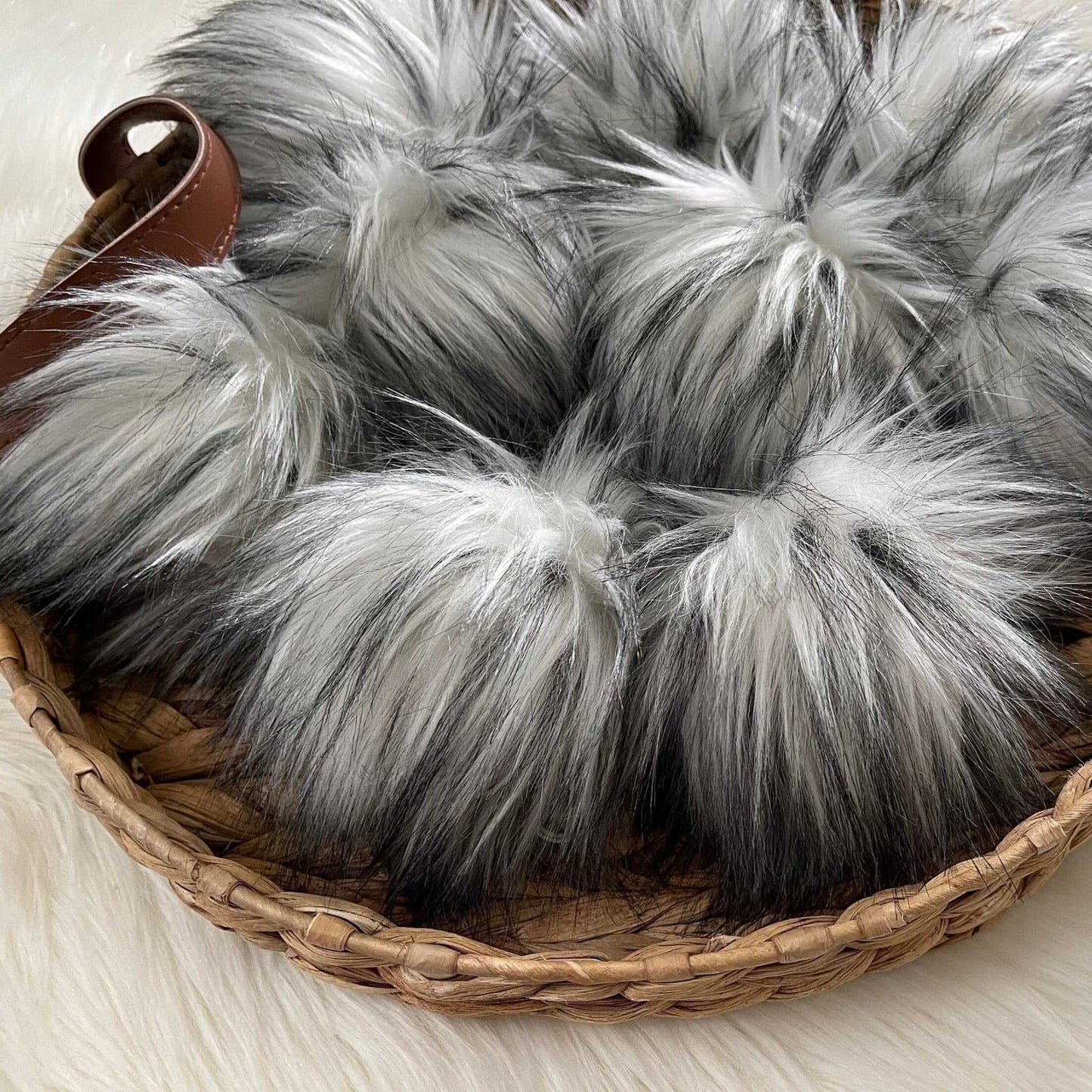 Wolf | White and Black Luxury Faux Fur Pom pom | Ties, Buttons and snap Pompom Pom Poms 6 $ Buttons & Beans Co.