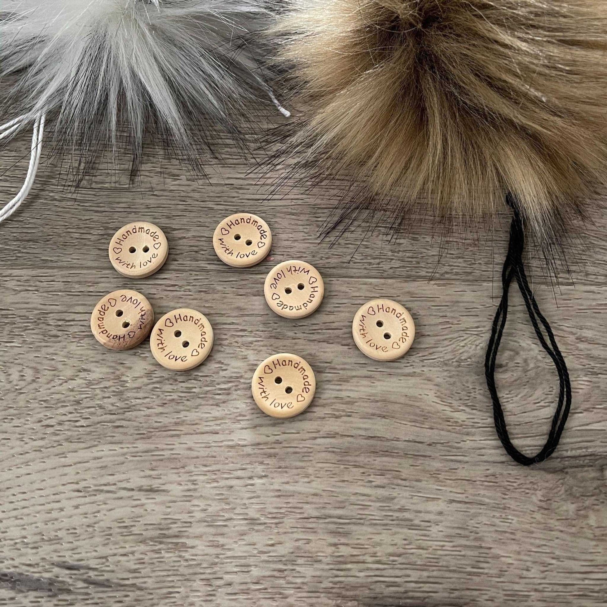 Wood buttons | Handmade with Love | 15mm, 20mm, 25mm Supplies 0 $ Buttons & Beans Co.