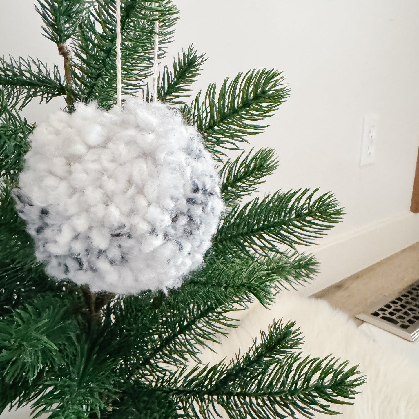 Woolly Pom Pom Christmas Ornament | Marble