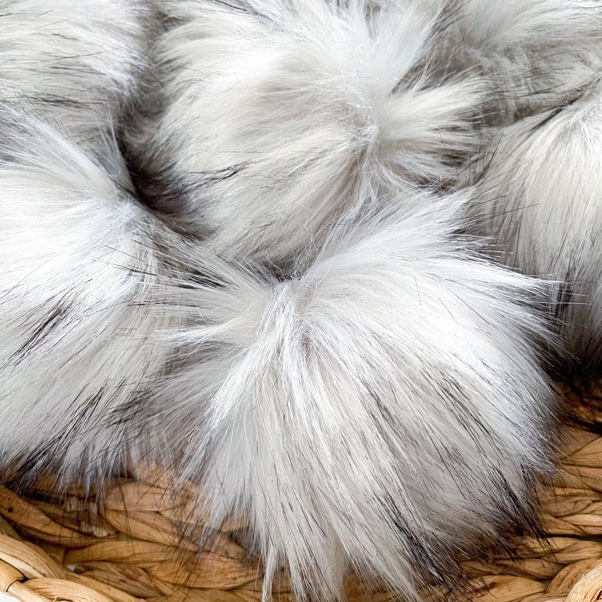 Grey Wolf Luxury Faux Fur Pompom | Pom pom with Ties, Buttons or Snaps - Buttons & Beans Co.- Buttons & Beans Co.