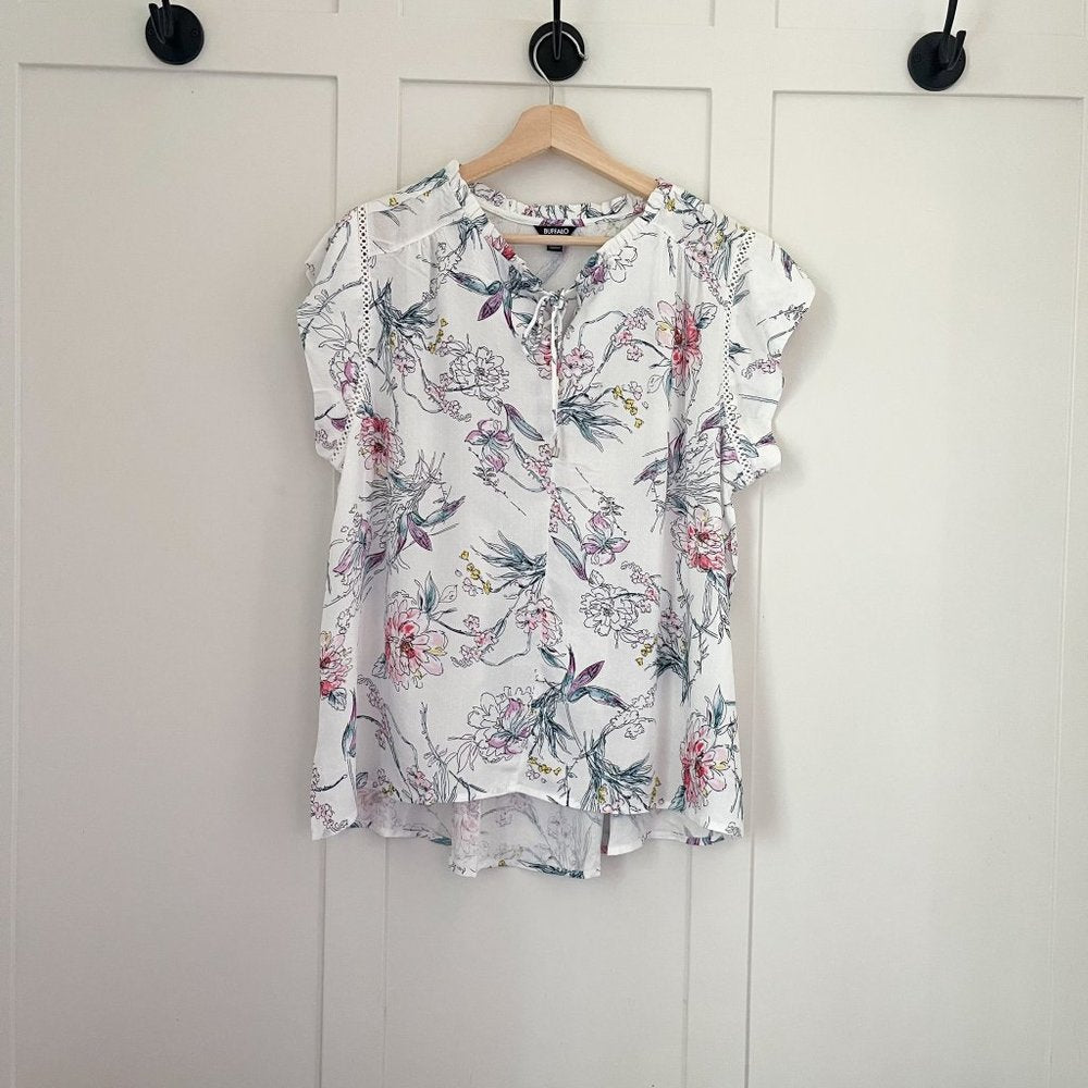 Buffalo Women's Short Sleeve Top | White Floral Boho Tie Neck Top, Size L